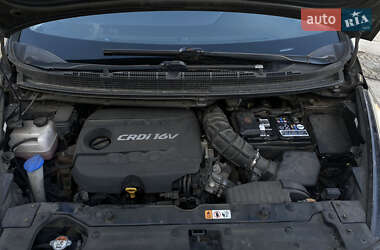 Мікровен Kia Carens 2014 в 