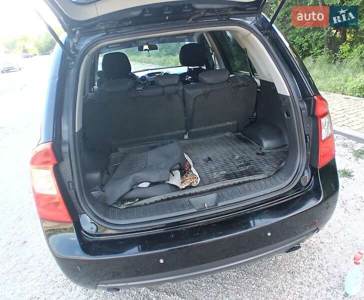 Мінівен Kia Carens 2007 в Дніпрі