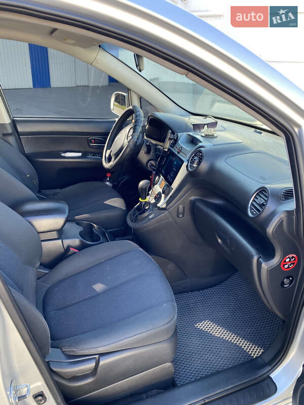 Мікровен Kia Carens 2011 в Вінниці