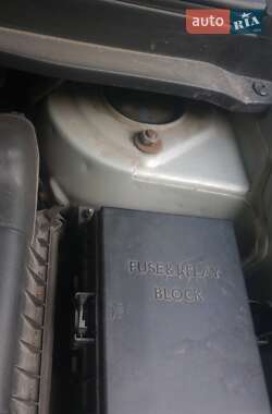 Мінівен Kia Carens 2008 в 