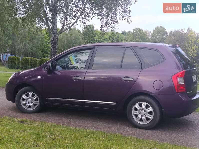 Мінівен Kia Carens 2008 в Хмельницькому