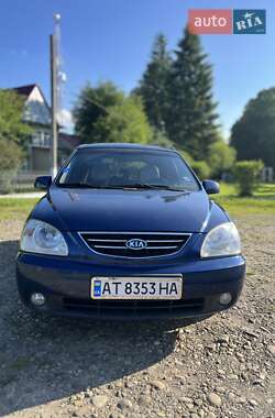 Минивэн Kia Carens 2005 в 