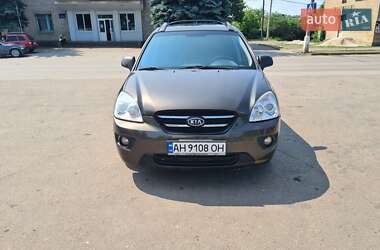 Минивэн Kia Carens 2008 в Краматорске