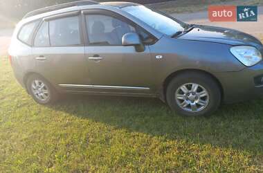 Минивэн Kia Carens 2008 в Кропивницком