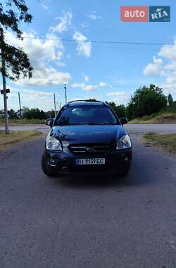 Минивэн Kia Carens 2007 в Кременчуге