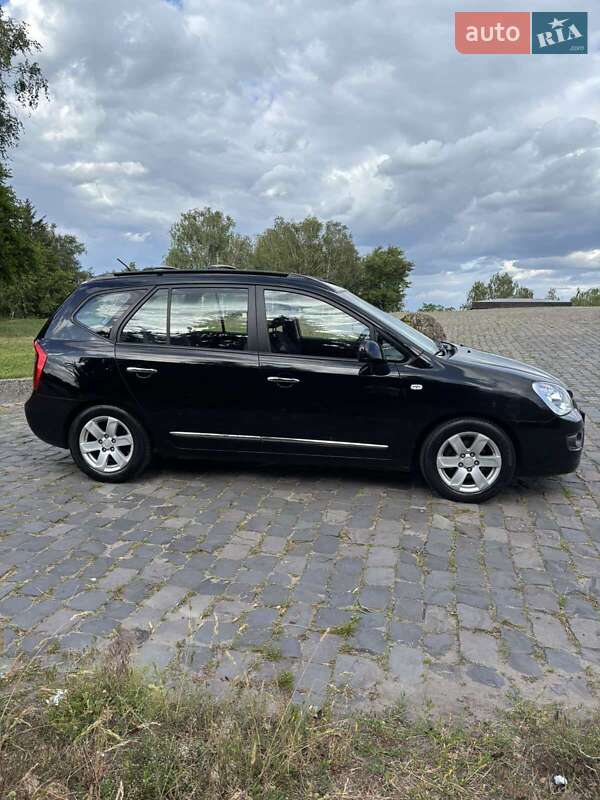 Мінівен Kia Carens 2006 в Житомирі
