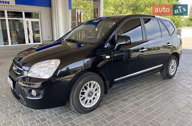 Минивэн Kia Carens 2007 в Николаеве
