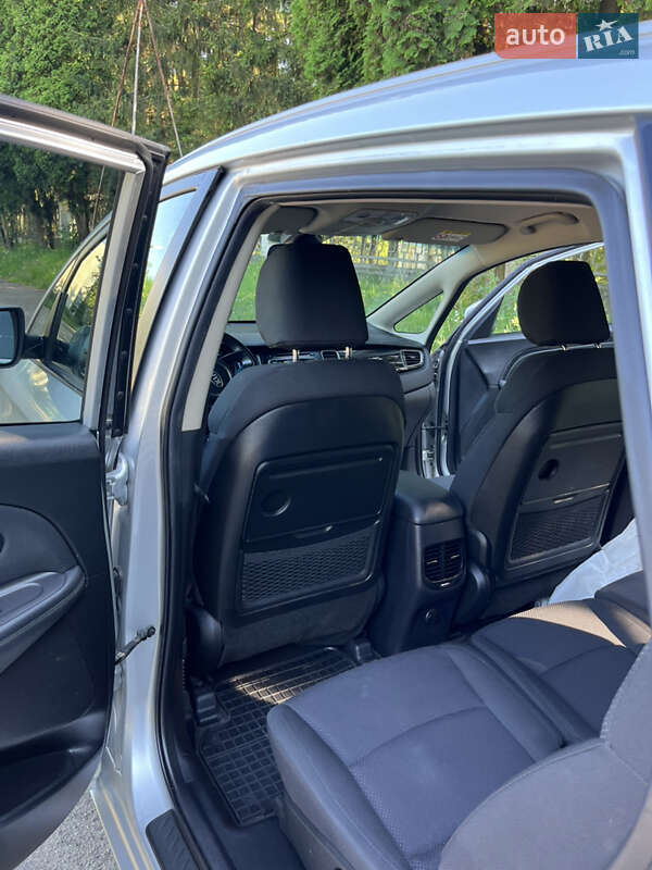 Микровэн Kia Carens 2013 в Новом Роздоле