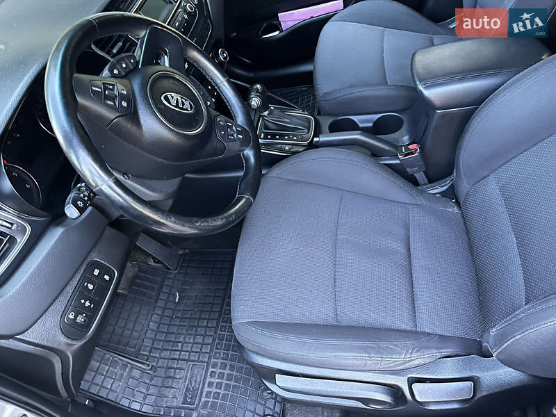 Микровэн Kia Carens 2013 в Новом Роздоле