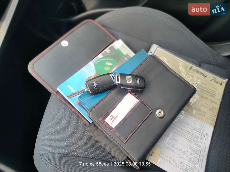 Мікровен Kia Carens 2014 в Рівному