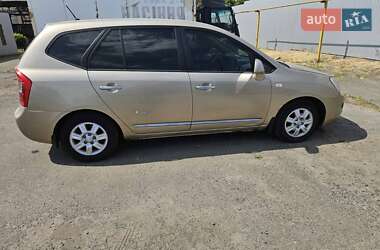 Минивэн Kia Carens 2007 в Корсуне-Шевченковском