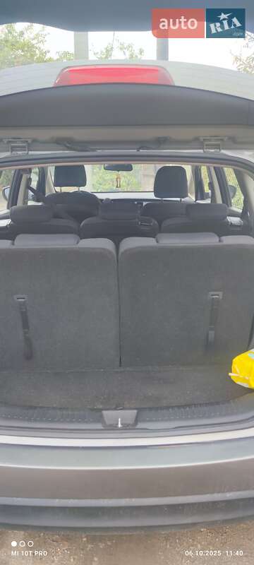 Микровэн Kia Carens 2013 в Кропивницком