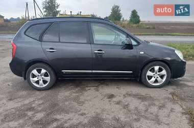 Минивэн Kia Carens 2007 в Бобровице