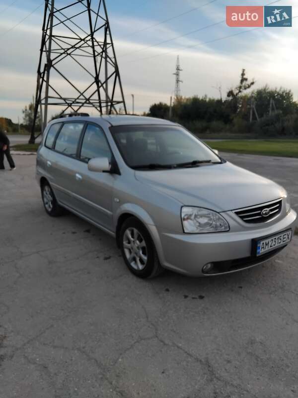 Мінівен Kia Carens 2006 в Рівному
