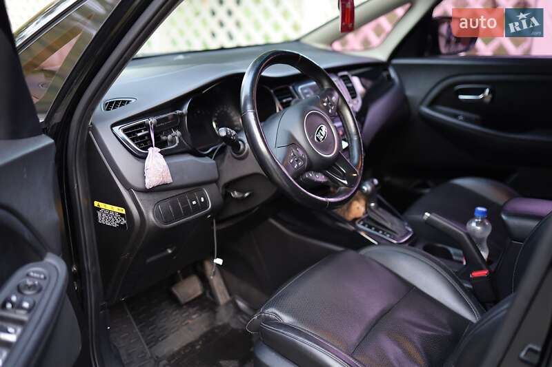Микровэн Kia Carens 2017 в Киеве фото 10 Микровэн Kia Carens 2017 в Киеве