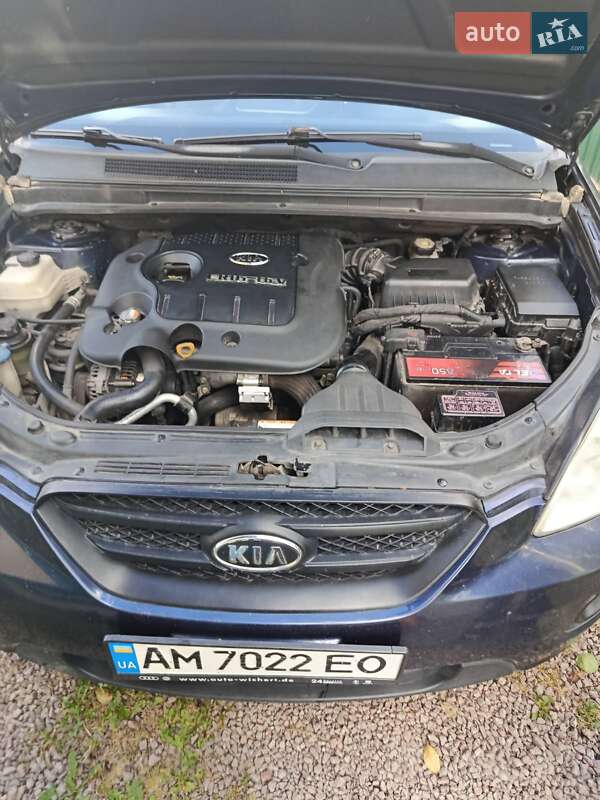 Минивэн Kia Carens 2009 в Коростене фото 5 Минивэн Kia Carens 2009 в Коростене