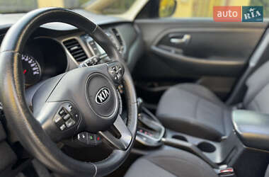 Микровэн Kia Carens 2014 в 