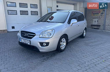 Минивэн Kia Carens 2008 в Николаеве
