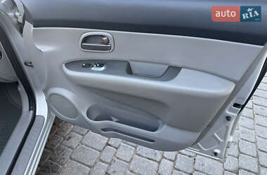 Минивэн Kia Carens 2008 в 