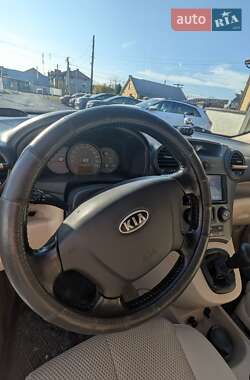 Минивэн Kia Carens 2007 в 