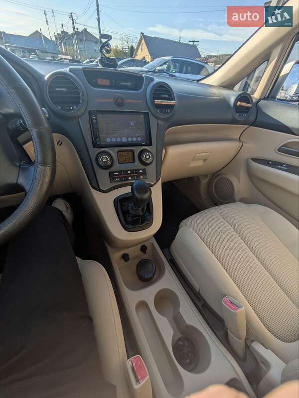 Минивэн Kia Carens 2007 в Львове