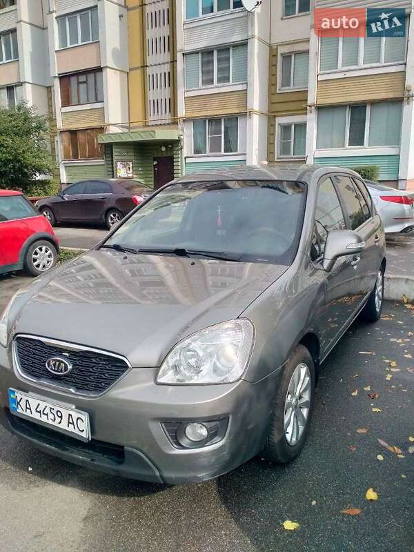 Мікровен Kia Carens 2011 в Києві фото 2 Мікровен Kia Carens 2011 в Києві