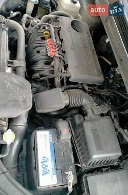 Микровэн Kia Carens 2011 в 
