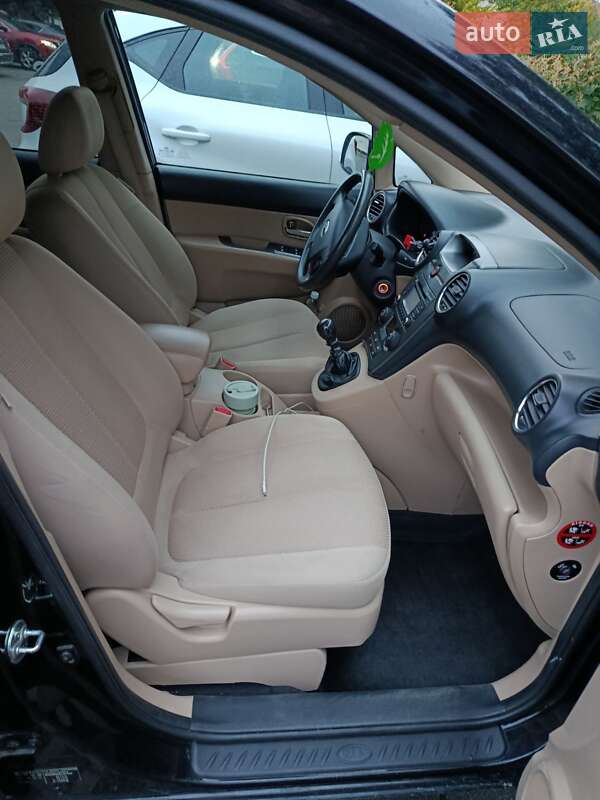 Микровэн Kia Carens 2011 в Сосновке фото 2 Микровэн Kia Carens 2011 в Сосновке