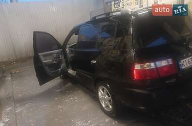 Мінівен Kia Carens 2005 в Києві