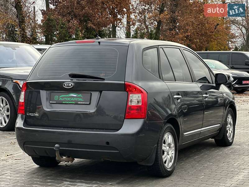 Мінівен Kia Carens 2008 в Києві