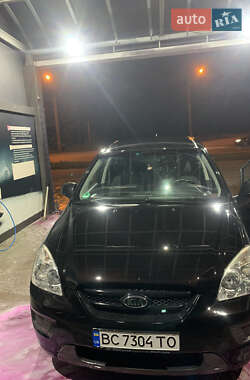 Минивэн Kia Carens 2006 в Львове