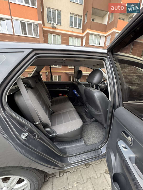 Минивэн Kia Carens 2008 в Киеве