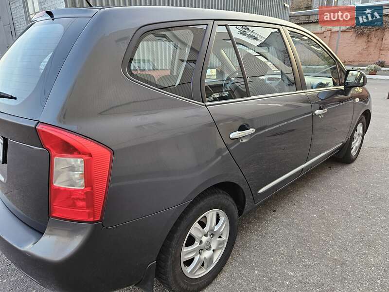 Минивэн Kia Carens 2008 в Кременчуге фото 7 Минивэн Kia Carens 2008 в Кременчуге