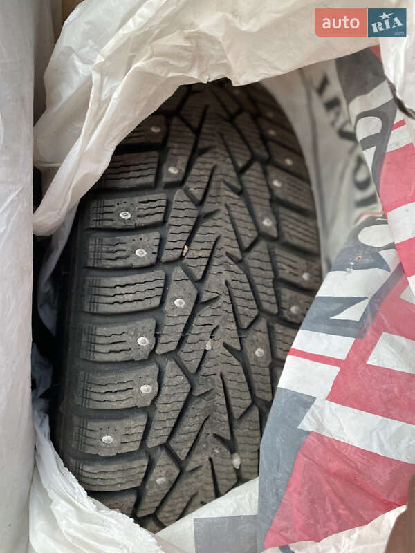 Минивэн Kia Carens 2008 в Житомире