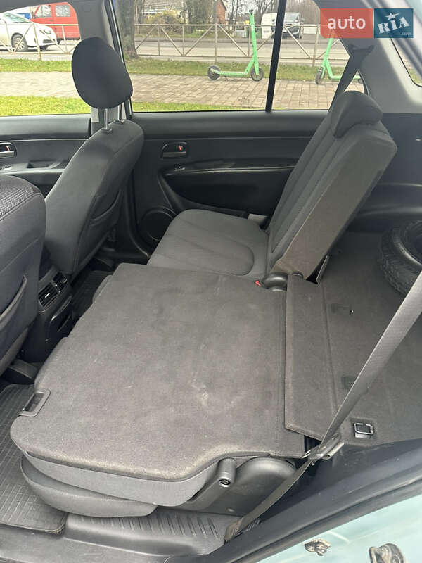 Минивэн Kia Carens 2007 в Хмельницком