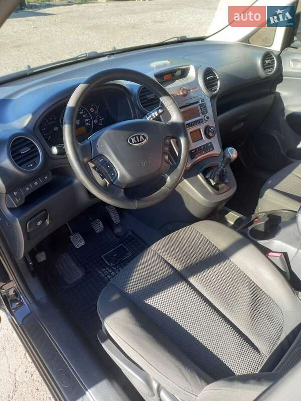 Мінівен Kia Carens 2008 в Львові