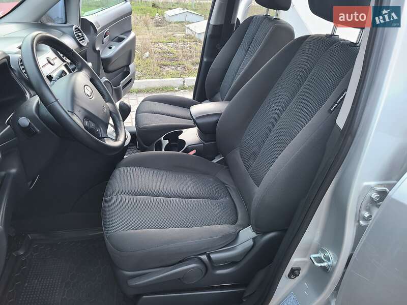 Микровэн Kia Carens 2010 в Николаеве