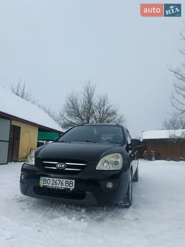 Kia Carens