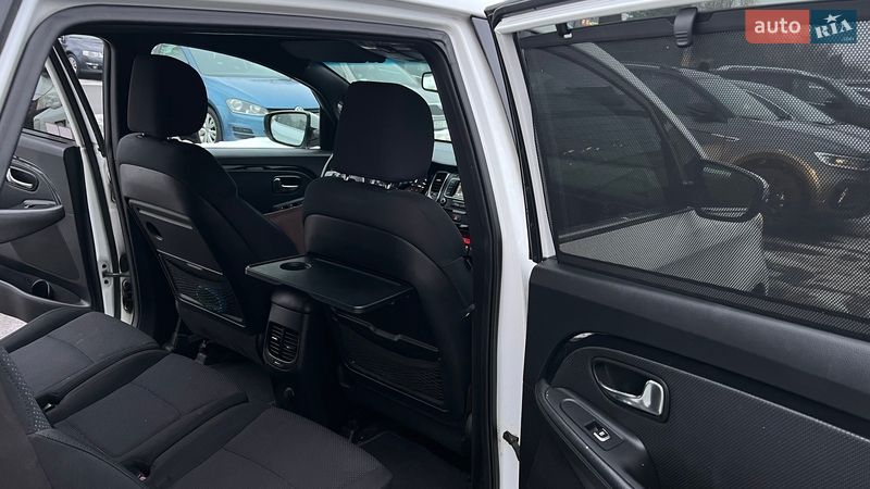 Мікровен Kia Carens 2013 в Коростені