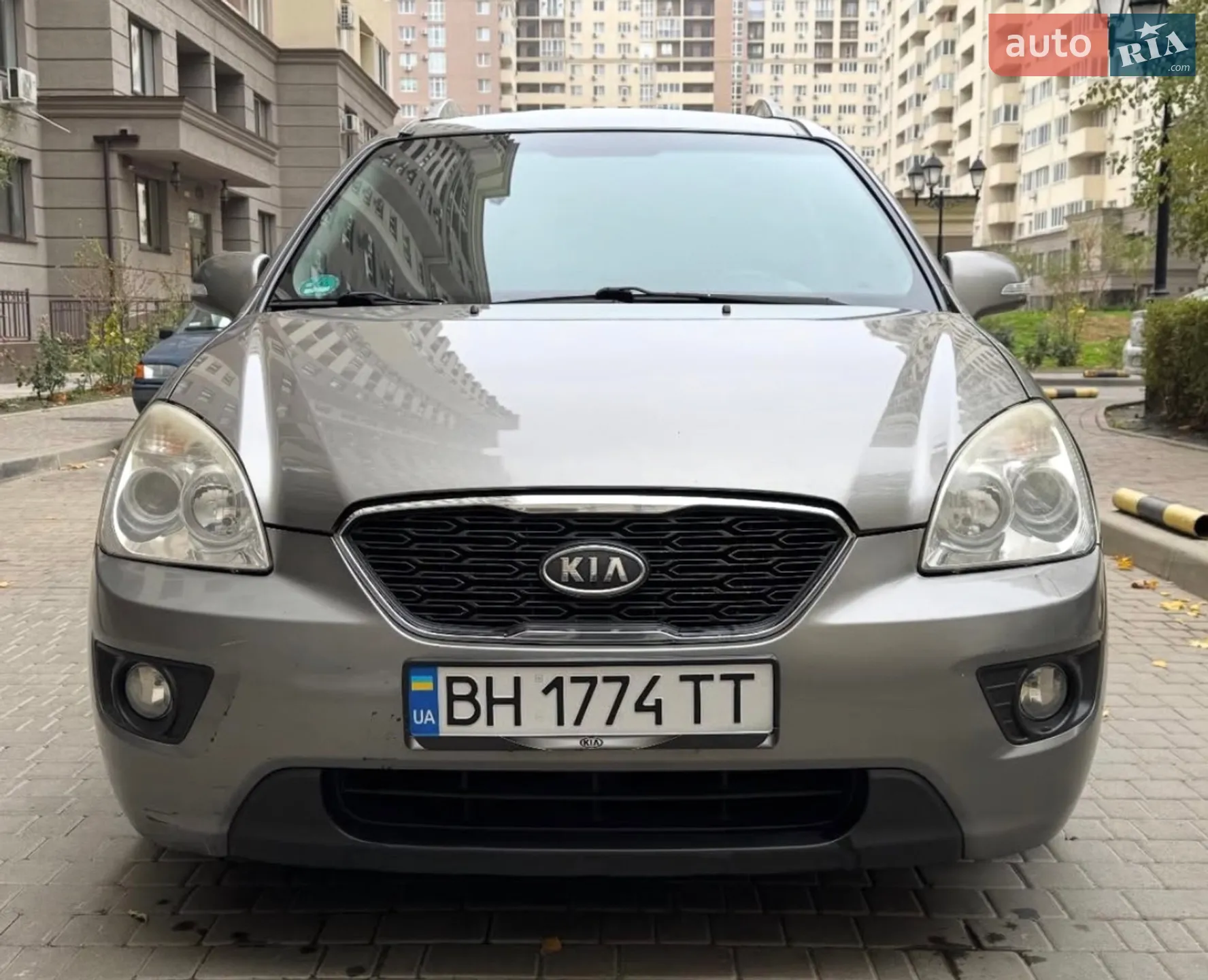 2012 Kia Carens - мініатюра 2