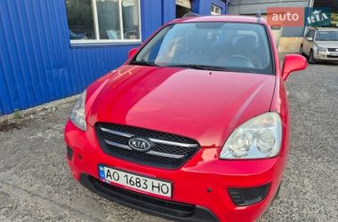 Микровэн Kia Carens 2010 в Ужгороде