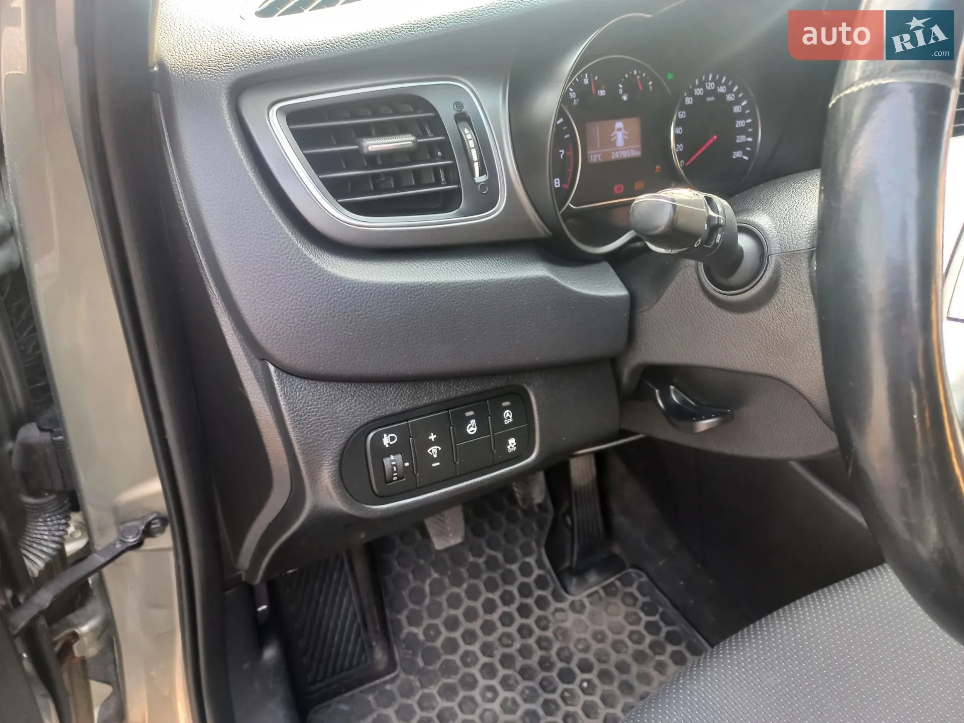 2014 Kia Carens - мініатюра 9