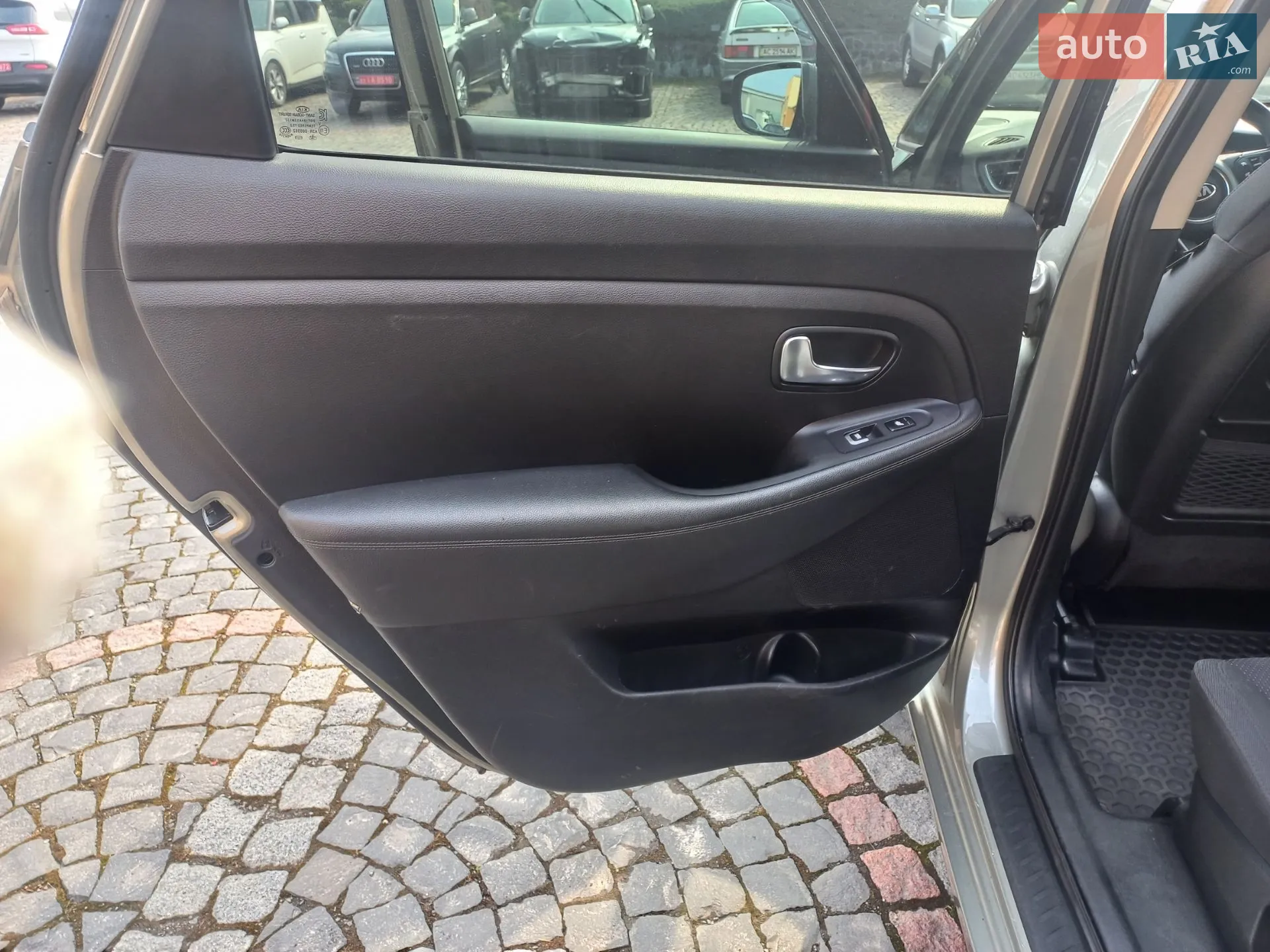 2014 Kia Carens - мініатюра 13