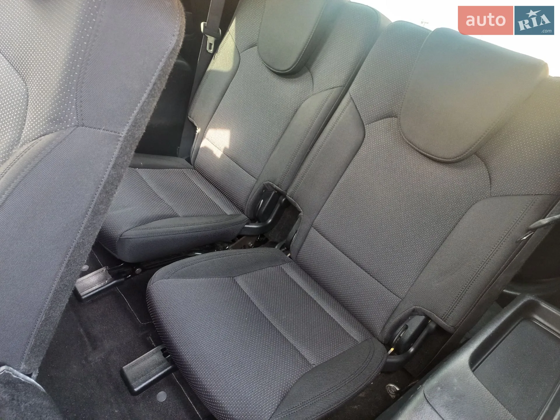2014 Kia Carens - мініатюра 31