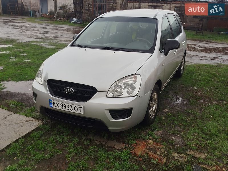 Kia Carens 2009