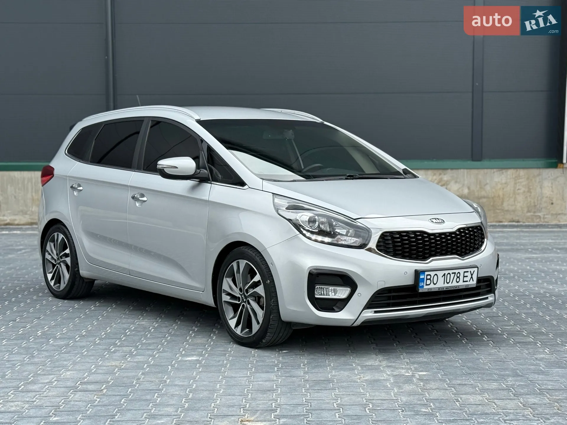 2016 Kia Carens - мініатюра 16