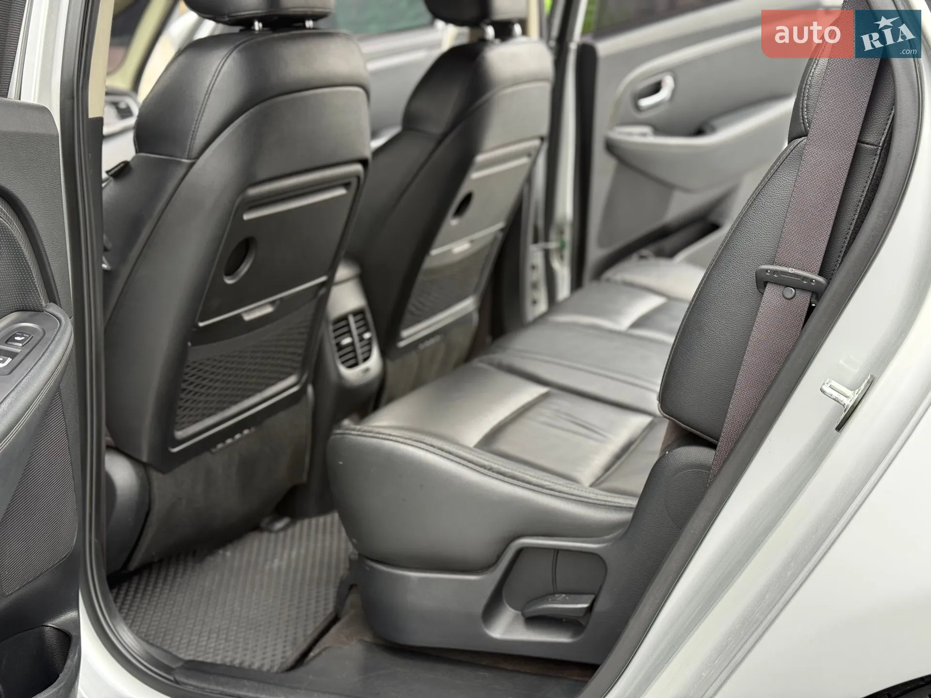 2016 Kia Carens - мініатюра 29