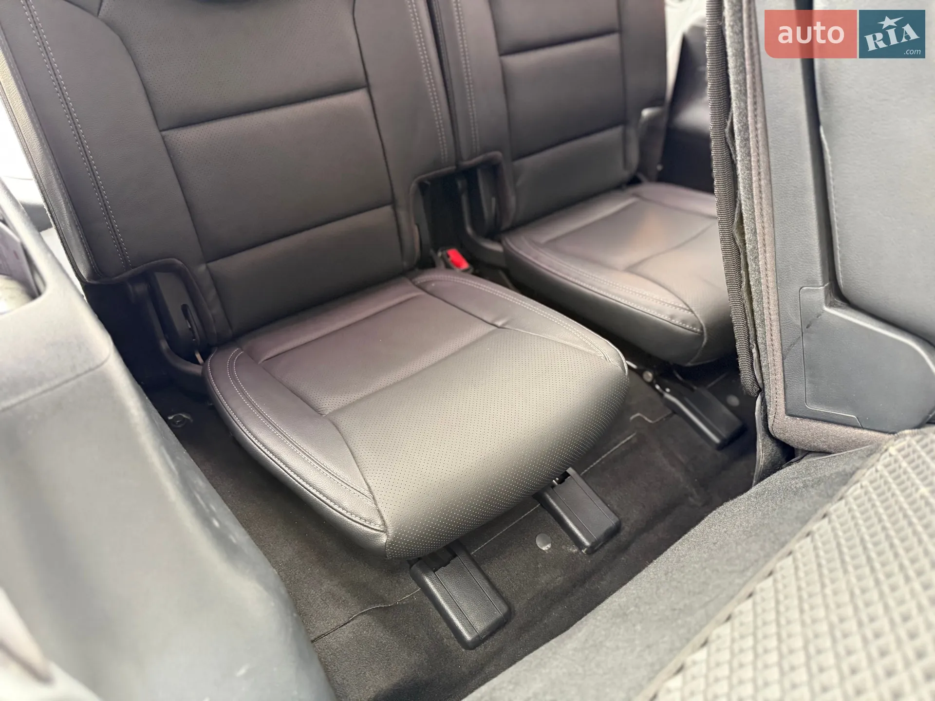 2016 Kia Carens - мініатюра 33