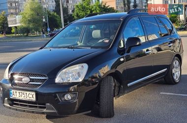 Минивэн Kia Carens 2009 в Ивано-Франковске