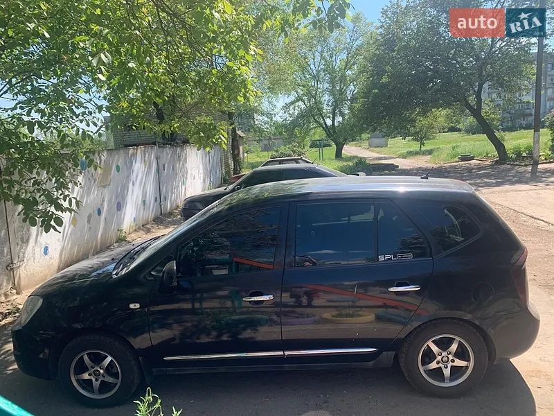 Kia Carens 2007